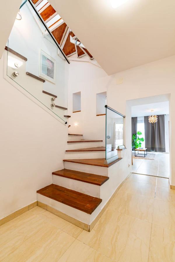 City Home Bukarest Kültér fotó